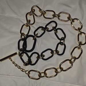 Elegant Gold and Black Chain Necklace